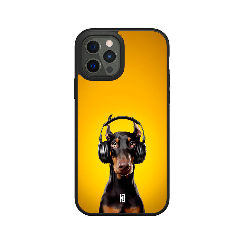 Funda iPhone 15 Pro Doberman